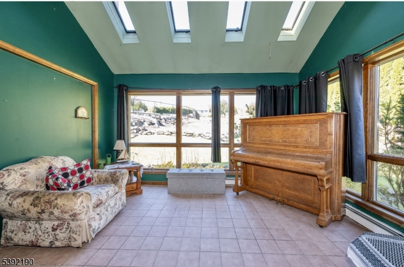 STORM ESTATES - Residential