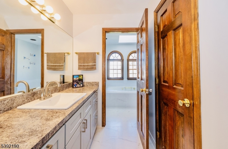 STORM ESTATES - Residential