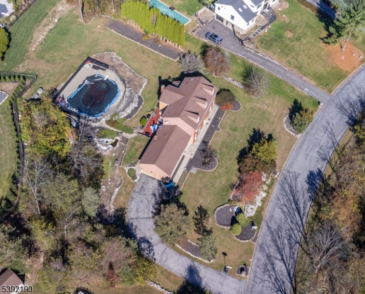 STORM ESTATES - Residential