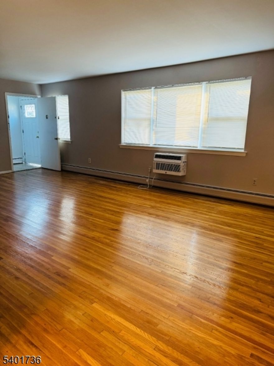 FRESHLY PAINTED, ALL HARDWOOD FLOORS READY TO MOVE IN. COMMUTERS DREAM ROUTE 46,10, 80 MINUTES AWAY. SHOPPING AND DINING AT WALKING DISTANCE.