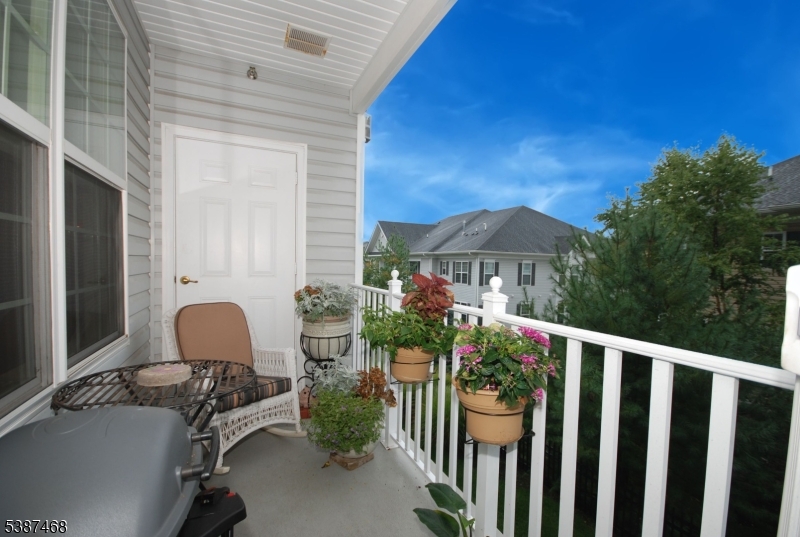 Four Seasons at Great Notch - Residential