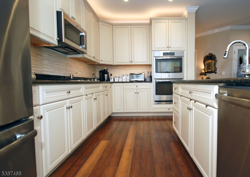 Four Seasons at Great Notch - Residential