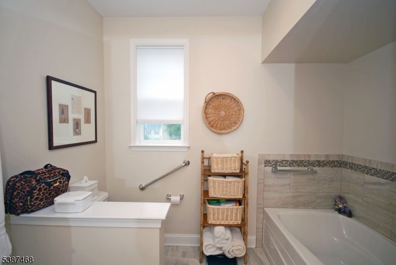 Four Seasons at Great Notch - Residential