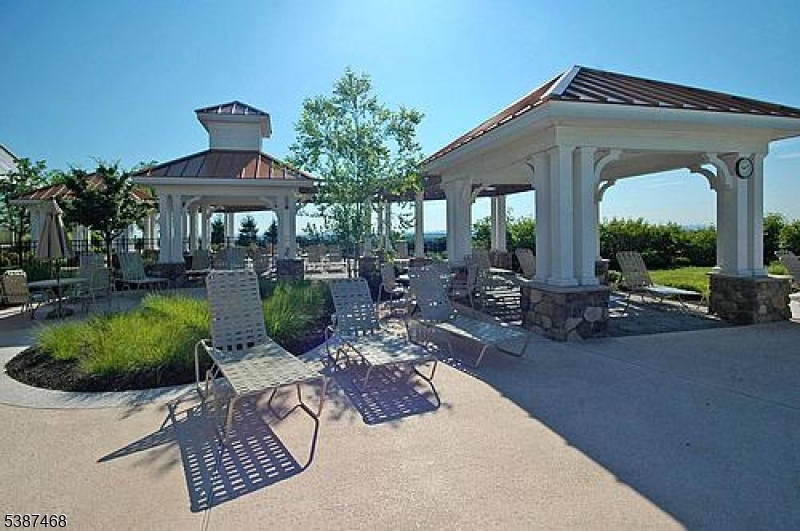 Four Seasons at Great Notch - Residential