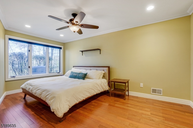 Sutton Woods - Residential