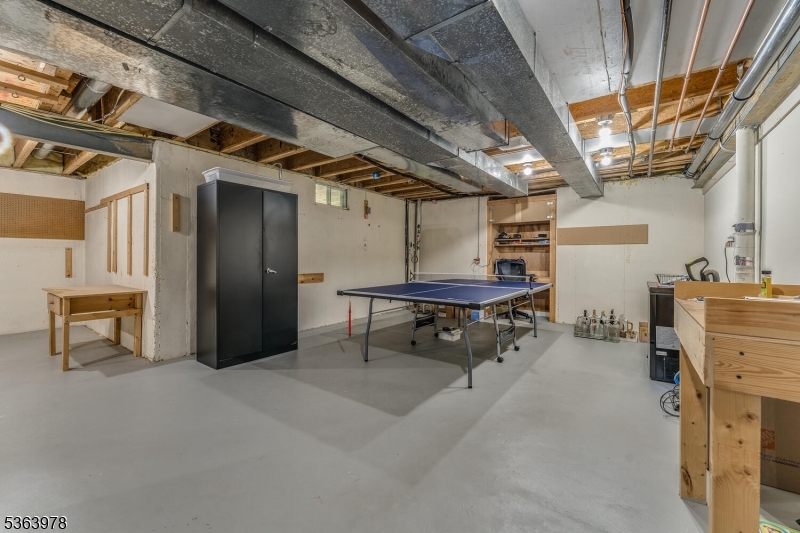 Greenwich Twp., New Jersey 08886, United States, 4 Bedrooms Bedrooms, ,3 BathroomsBathrooms,Residential,Pending,153397