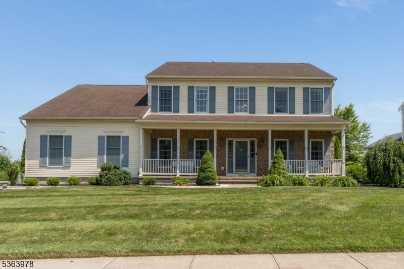 Greenwich Twp., New Jersey 08886, United States, 4 Bedrooms Bedrooms, ,3 BathroomsBathrooms,Residential,Pending,153397