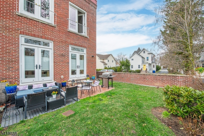 Trinity Garden Condominium - Residential