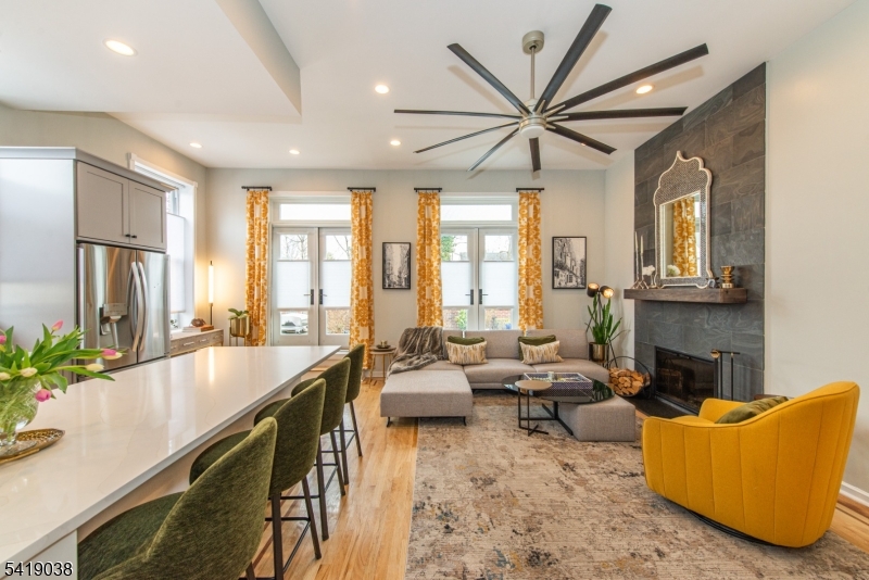 Trinity Garden Condominium - Residential