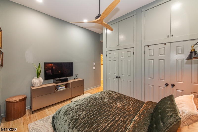 Trinity Garden Condominium - Residential