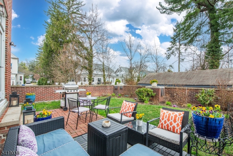 Trinity Garden Condominium - Residential