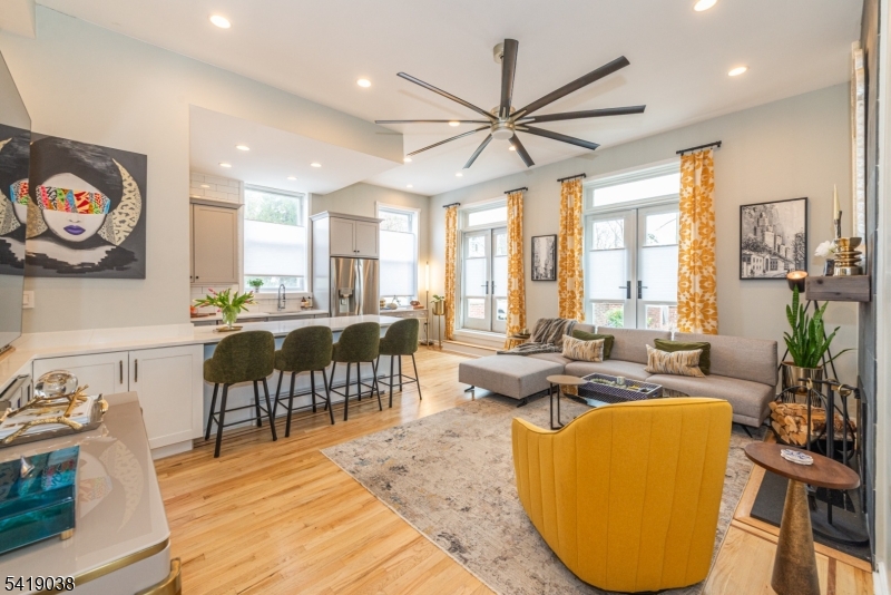 Trinity Garden Condominium - Residential