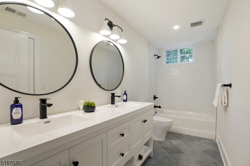 The Squier Estate - Residential