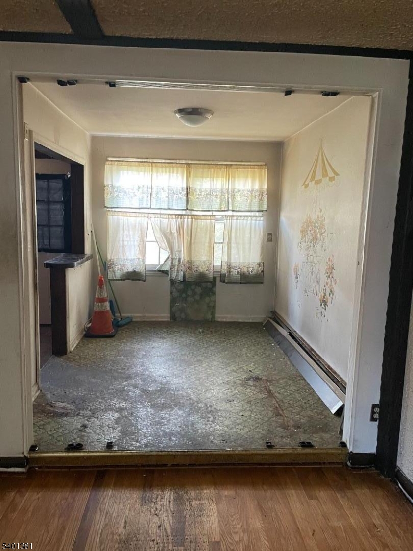 Maplewood Village Condo - Residential