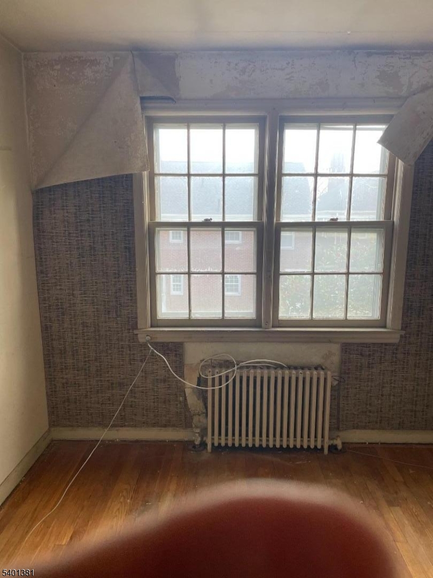 Maplewood Village Condo - Residential