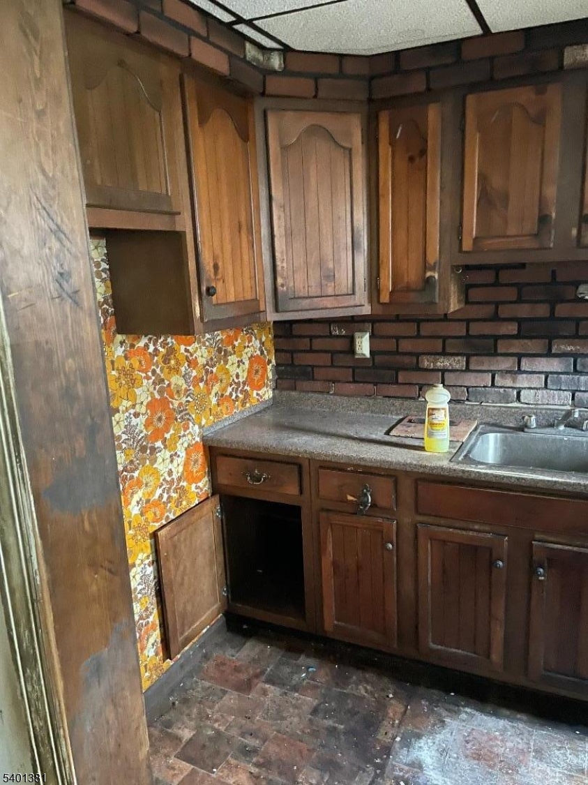 Maplewood Village Condo - Residential