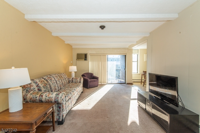 Green Knoll - Residential