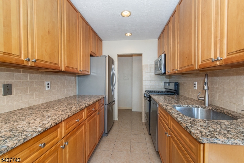 Green Knoll - Residential