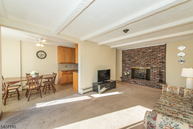 Green Knoll - Residential