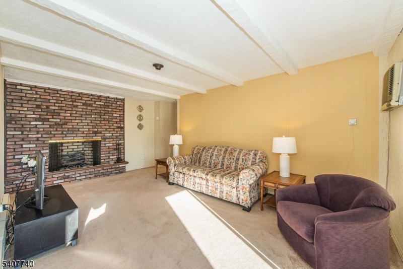 Green Knoll - Residential