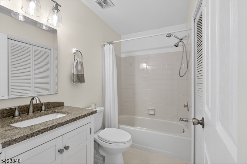 Bridle Club - Residential