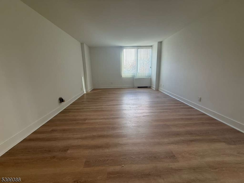 Claridge House - Residential Lease