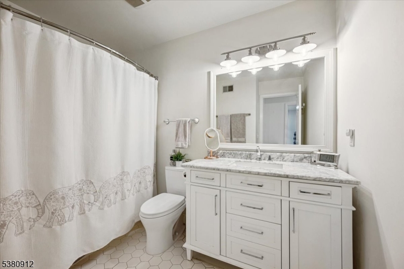 PARK PLAZA - Residential