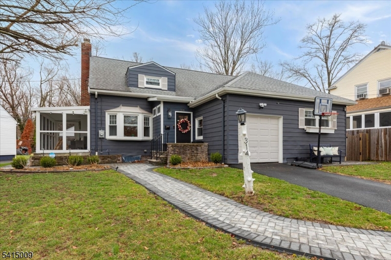 Carteret Terrace Orange - Residential