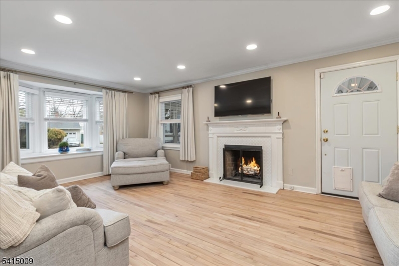 Carteret Terrace Orange - Residential