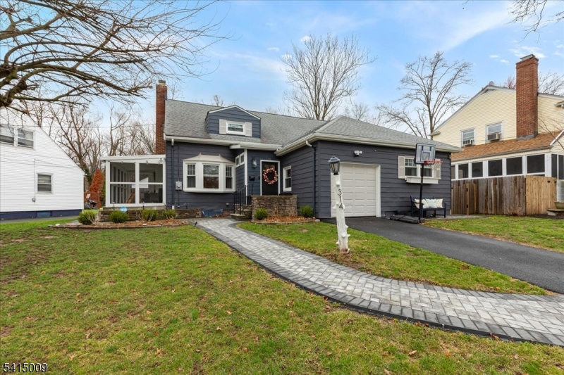 Carteret Terrace Orange - Residential