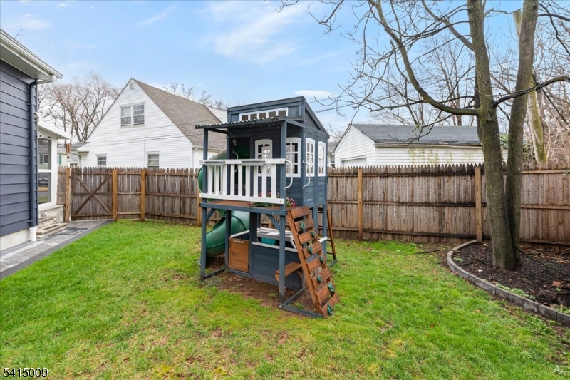 Carteret Terrace Orange - Residential