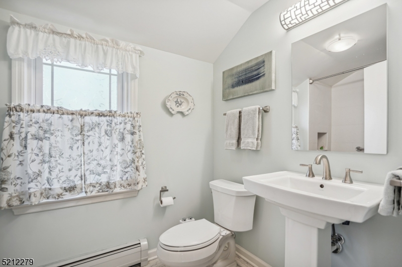 Washington's Headquarters - Residential