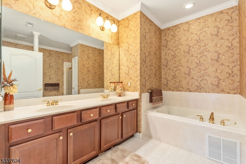 The Renaissance - Residential