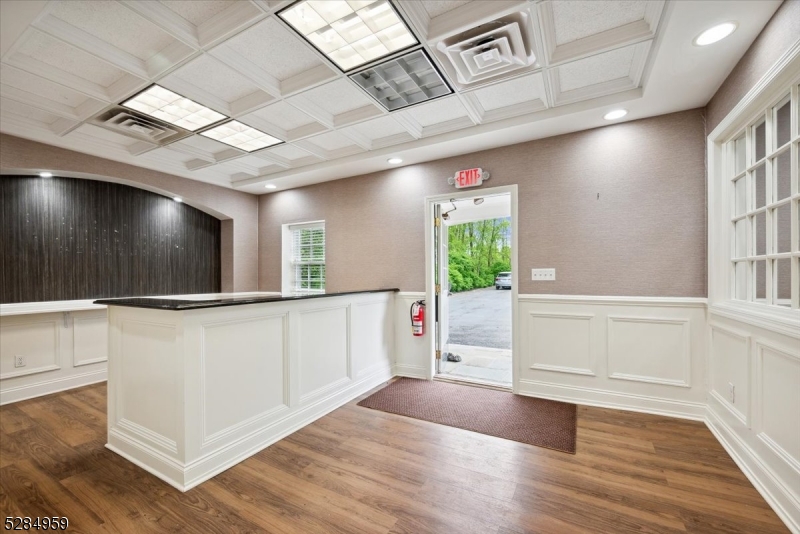 Watchung Boro, New Jersey 07059, United States, ,Commercial,Active,58019