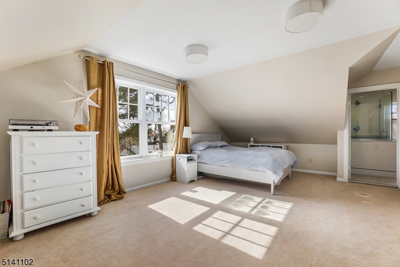 Oak Ridge - Residential