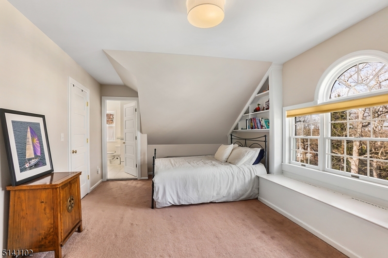 Oak Ridge - Residential