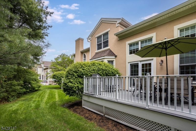 Four Seasons - Residential