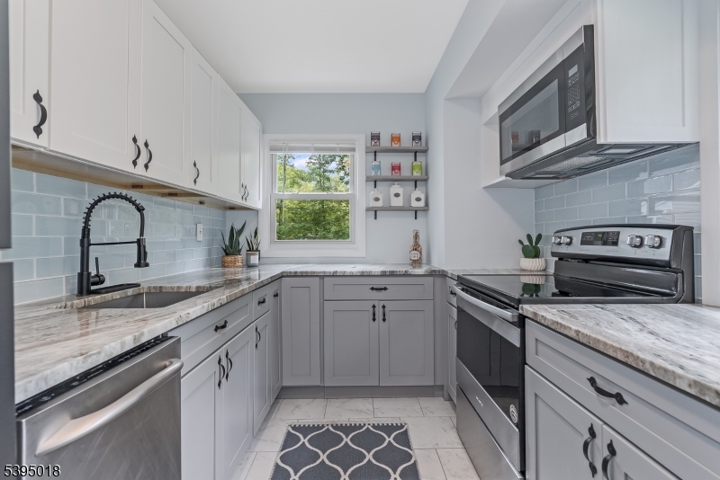 Lake Pymouth - Residential