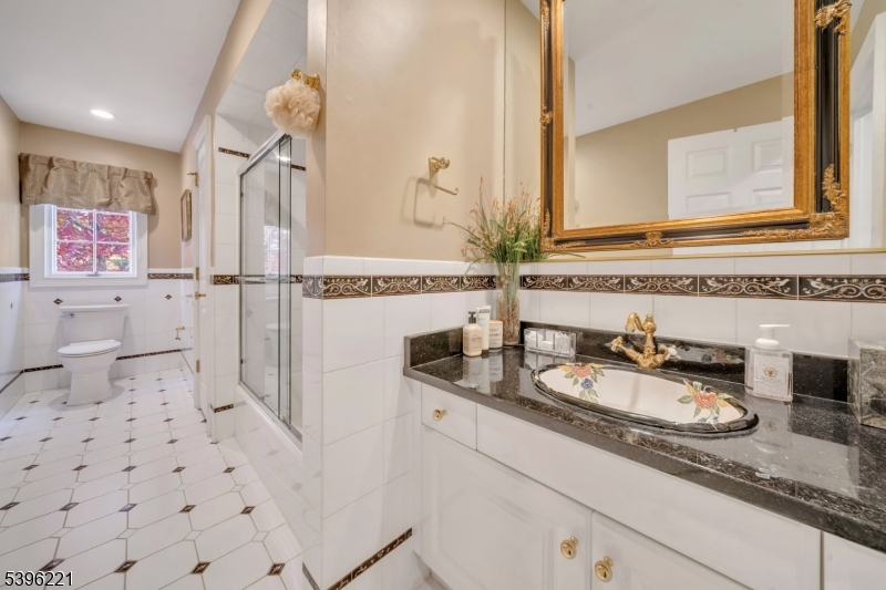 Burnheade - Residential