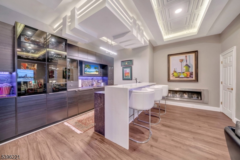 Burnheade - Residential