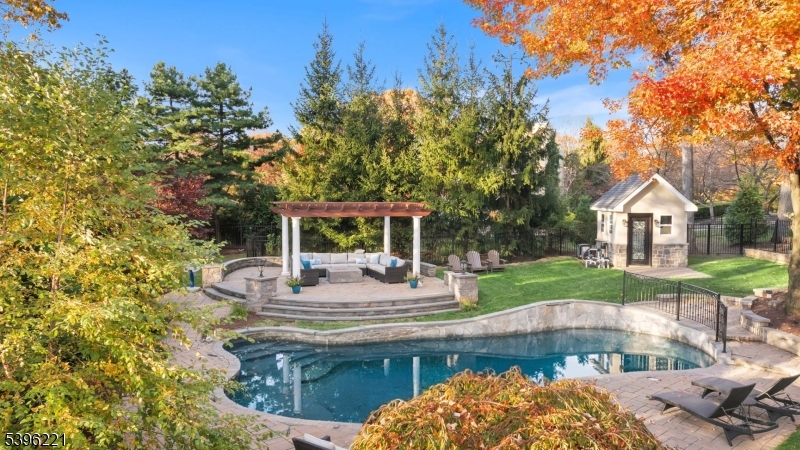 Burnheade - Residential