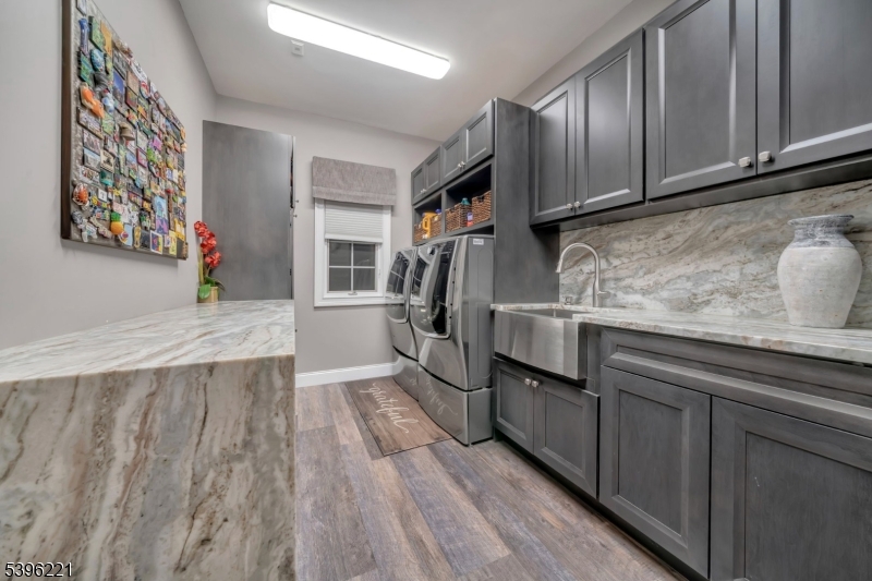 Burnheade - Residential