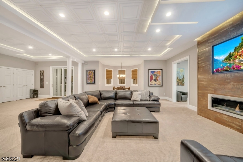 Burnheade - Residential