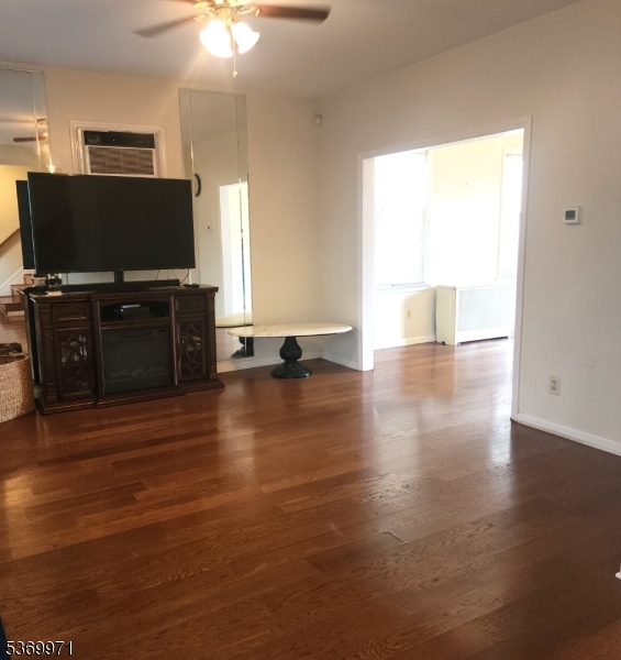 Hagel Ave Park Section - Residential