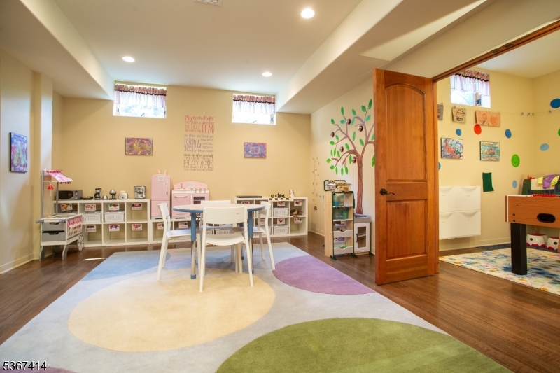 Convent Station - Residential