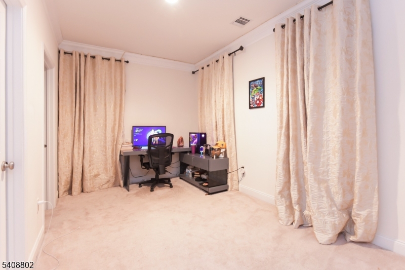 Hillsborough Chase - Residential