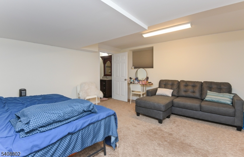 Hillsborough Chase - Residential