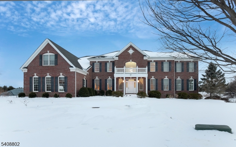 Hillsborough Chase - Residential