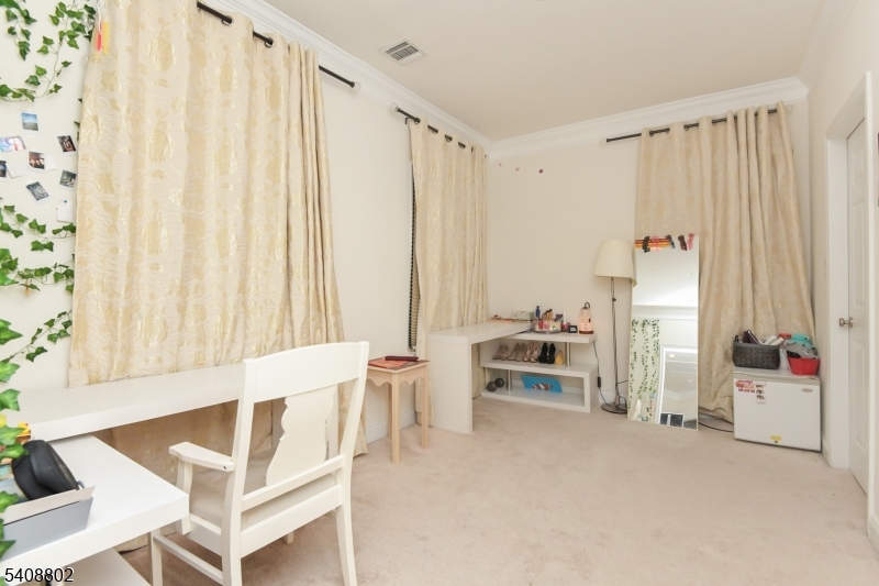 Hillsborough Chase - Residential