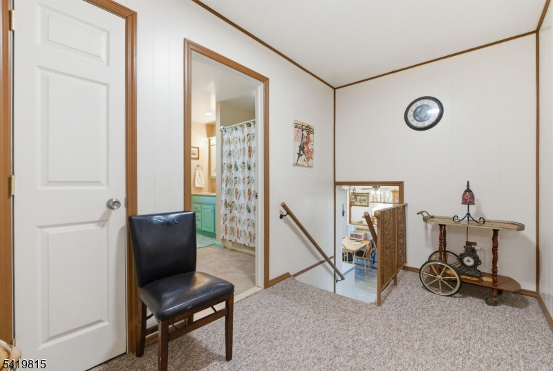 Barry Lakes - Residential